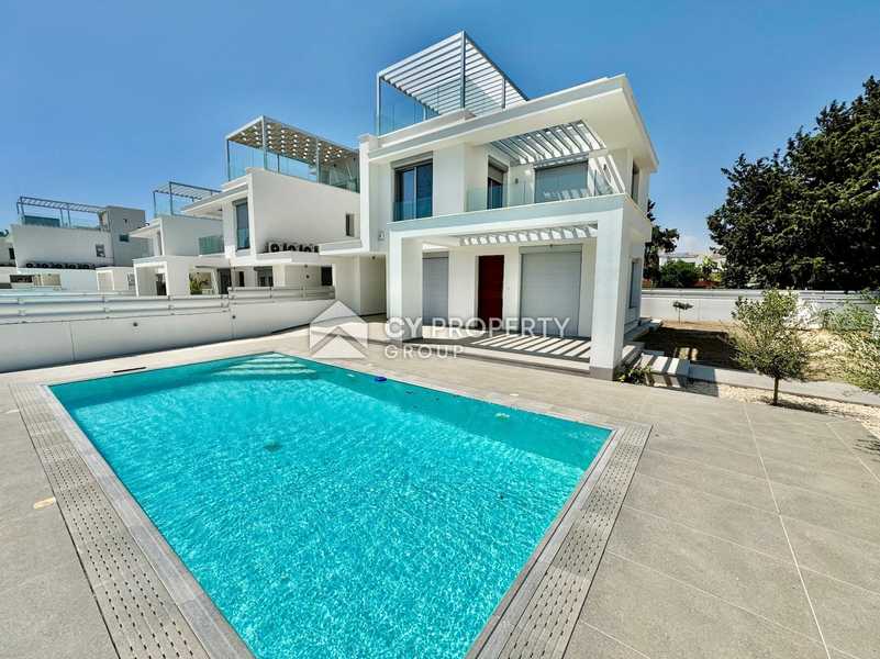 4 bedrooms House in Pervolia, Cyprus No. 13493