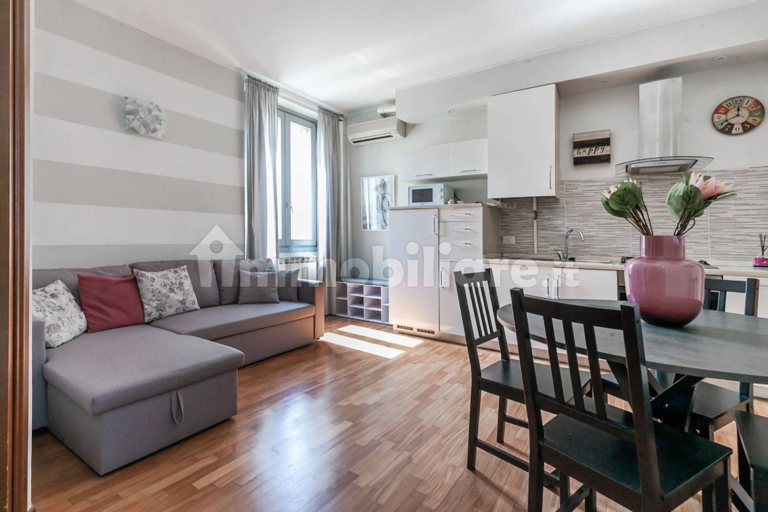 1 bedroom Apartment in Milan, Italy No. 338896
