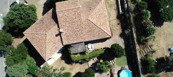 3 bedrooms Villa in Peri, France No. 213984 12