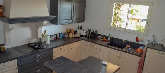 3 bedrooms Villa in Peri, France No. 213984 5