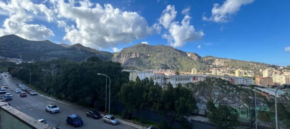 3 rooms Apartment in Palermo, Italy No. 52280 20