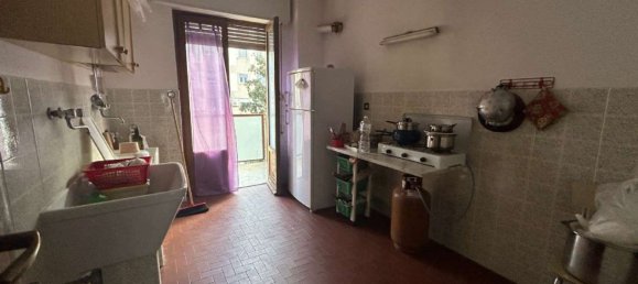 3 rooms Apartment in Palermo, Italy No. 52280 9