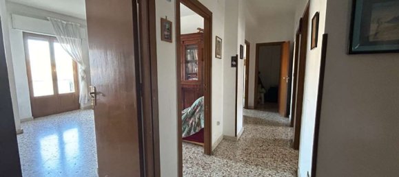 3 rooms Apartment in Palermo, Italy No. 52280 12