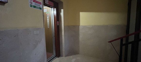 3 rooms Apartment in Palermo, Italy No. 52280 22