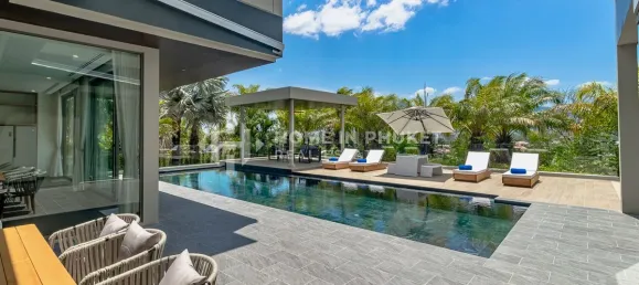 5 bedrooms House for sale in Phuket, Southern Thailand, Thailand № 60827 4