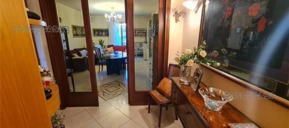 7 rooms Apartment in Fucecchio, Italy No. 232262 8