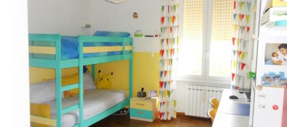 3 bedrooms Apartment in Mantua, Italy No. 253051 4