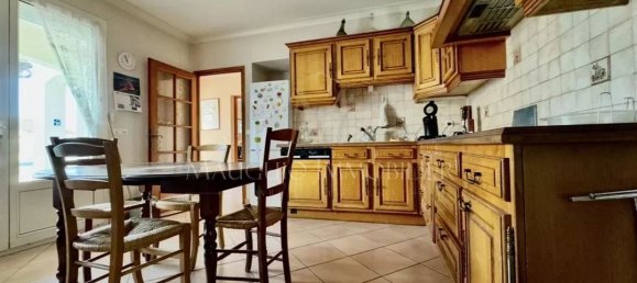 Casa de 4 dormitorios en Mauguio, France No. 342196 7