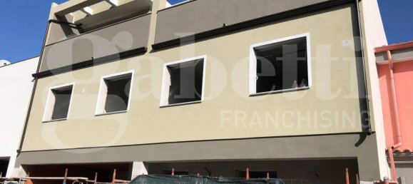 3غرفة شقة في Elmas, Italy رقم 205698 9