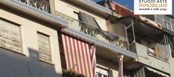 2 rooms Apartment in Turin, Italy No. 305502 5