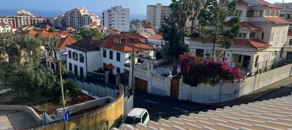 3 bedrooms House in Funchal, Portugal No. 146308 17