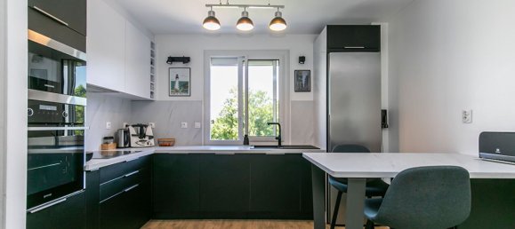 3 bedrooms House in Noiseau, France No. 186085 7