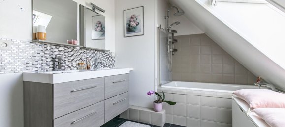 3 bedrooms House in Noiseau, France No. 186085 12