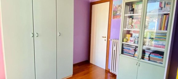 Apartamento de 4 habitaciónes en La Spezia, Italy No. 36393 8