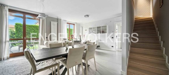 2 bedrooms House in Jerago con Orago, Italy No. 356487 15