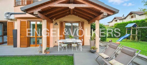 2 bedrooms House in Jerago con Orago, Italy No. 356487 26