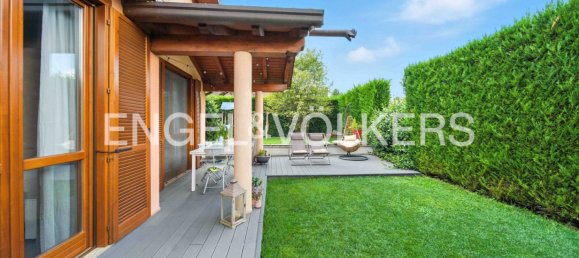 2 bedrooms House in Jerago con Orago, Italy No. 356487 27