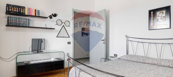 Apartamento T2 em Busto Arsizio, Italy N.º 352710 10