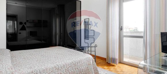 Apartamento T2 em Busto Arsizio, Italy N.º 352710 8