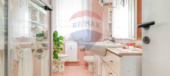 Apartamento T2 em Busto Arsizio, Italy N.º 352710 12