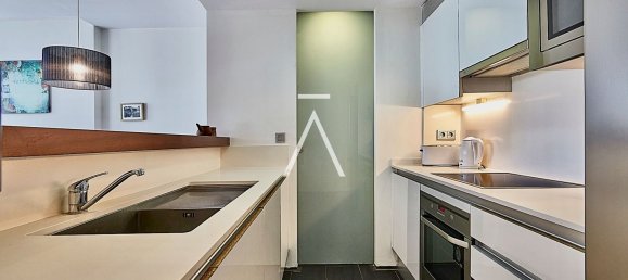 Apartamento de 2 dormitorios en Ciudad Vieja, Spain No. 153225 9