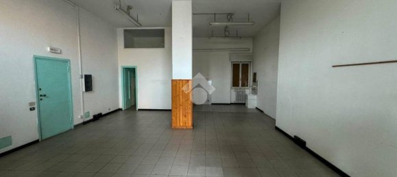 1 room Commercial property in Carnate, Italy No. 78329 2