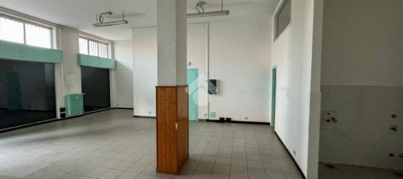 1 room Commercial property in Carnate, Italy No. 78329 3