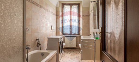 4 Schlafzimmer Wohnung in Biella, Italy, Nr. 378806 17