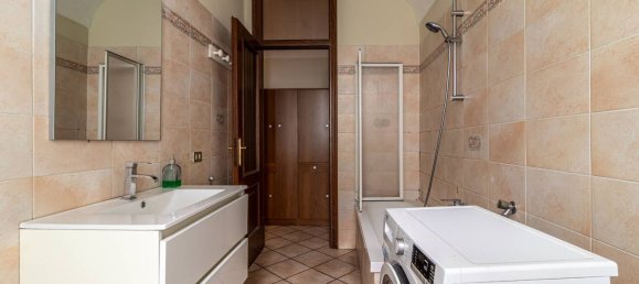 4 Schlafzimmer Wohnung in Biella, Italy, Nr. 378806 18