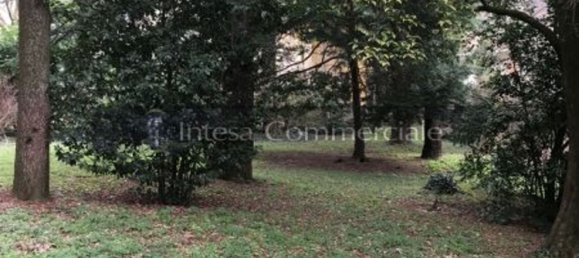 Gebäude in Brescia, Italy 1500m², Nr. 115452 21