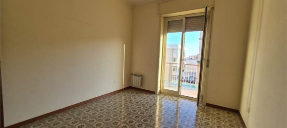 4 bedrooms Apartment in Syracuse, Italy No. 249831 3