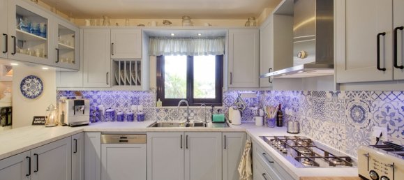 3 bedrooms Villa in Chania, Greece No. 8637 9