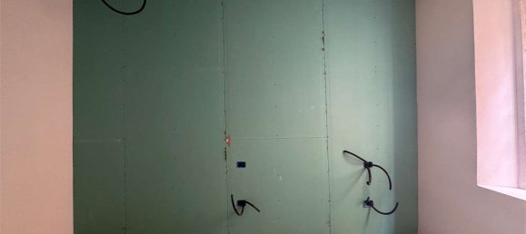 2 bedrooms House in Serravalle Pistoiese, Italy No. 288967 4