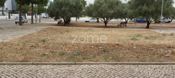  Land in Loule, Portugal No. 64846 4