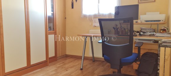 5 bedrooms House in Antony, France No. 350632 7