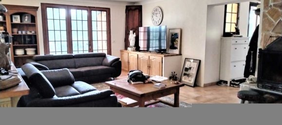 5 bedrooms Villa in Lorgues, France No. 195656 15