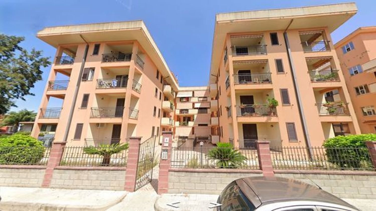 6 rooms Apartment in Barcellona Pozzo di Gotto, Italy No. 227502