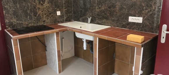 132m² Building in Occitanie, France No. 354335 2