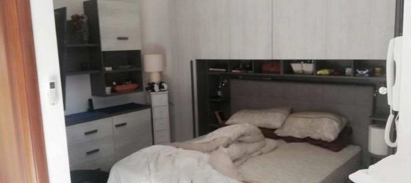 4 bedrooms Apartment in Rome, Italy No. 320912 7