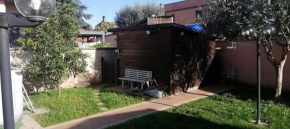 4 bedrooms Apartment in Rome, Italy No. 320912 4