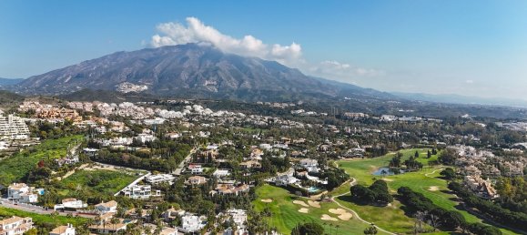 Casa T5 em Marbella, Spain N.º 101365 2