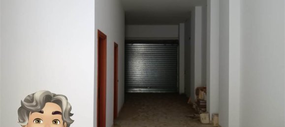 1-Zimmer Gewerbliche Immobilie in Cerignola, Italy, Nr. 69069 3