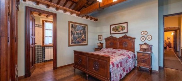 10-Zimmer Haus in Foiano della Chiana, Italy, Nr. 223258 23