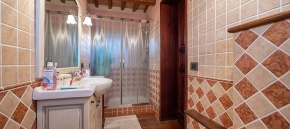 10-Zimmer Haus in Foiano della Chiana, Italy, Nr. 223258 22