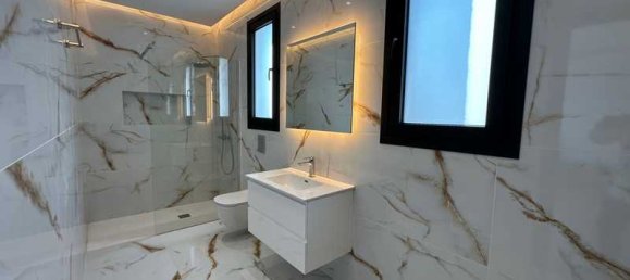 4 bedrooms Villa in Parekklisia, Cyprus No. 19655 10