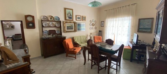 4 rooms Apartment in Barletta, Italy No. 26583 2