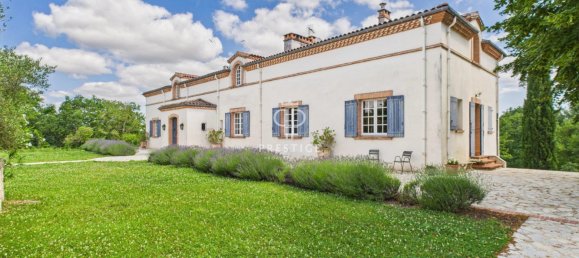 Замки и поместья с 8 спальнями в Альби, Франция № 296601 22