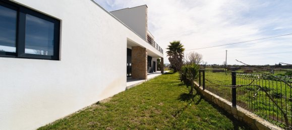 3 bedrooms House in Sao Martinho do Porto, Portugal No. 144836 30