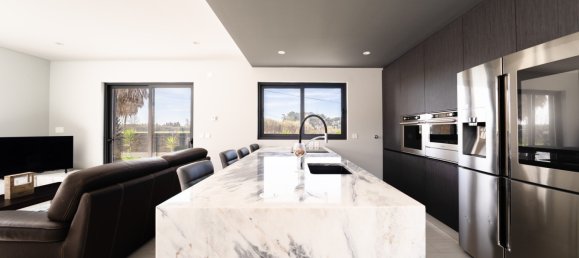 3 bedrooms House in Sao Martinho do Porto, Portugal No. 144836 11