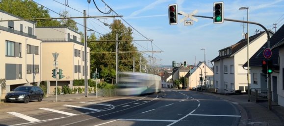 Parkplatz in Saarbrücken, Germany, Nr. 88348 6